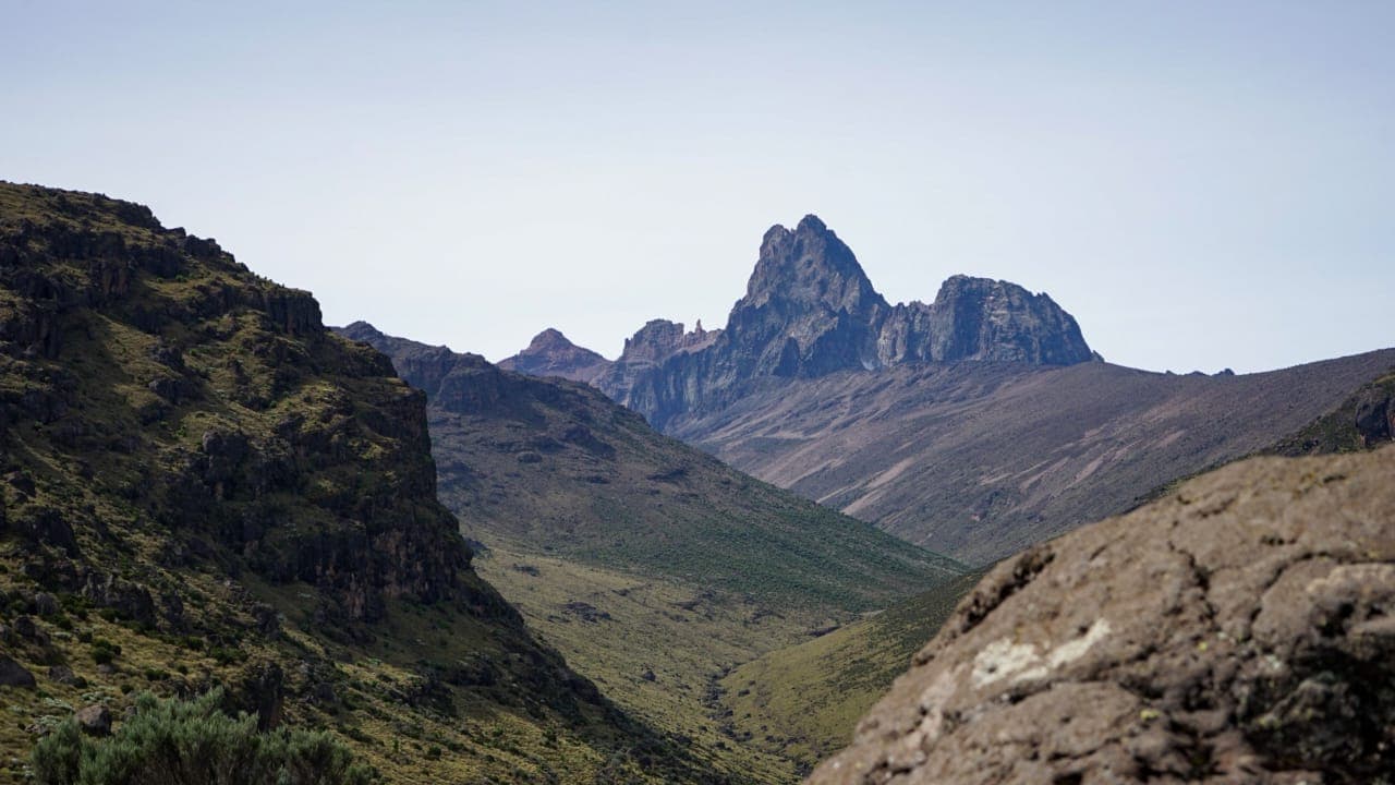 5-Day Mount Kenya Hiking Via Chogoria Route and Down Via Sirimon