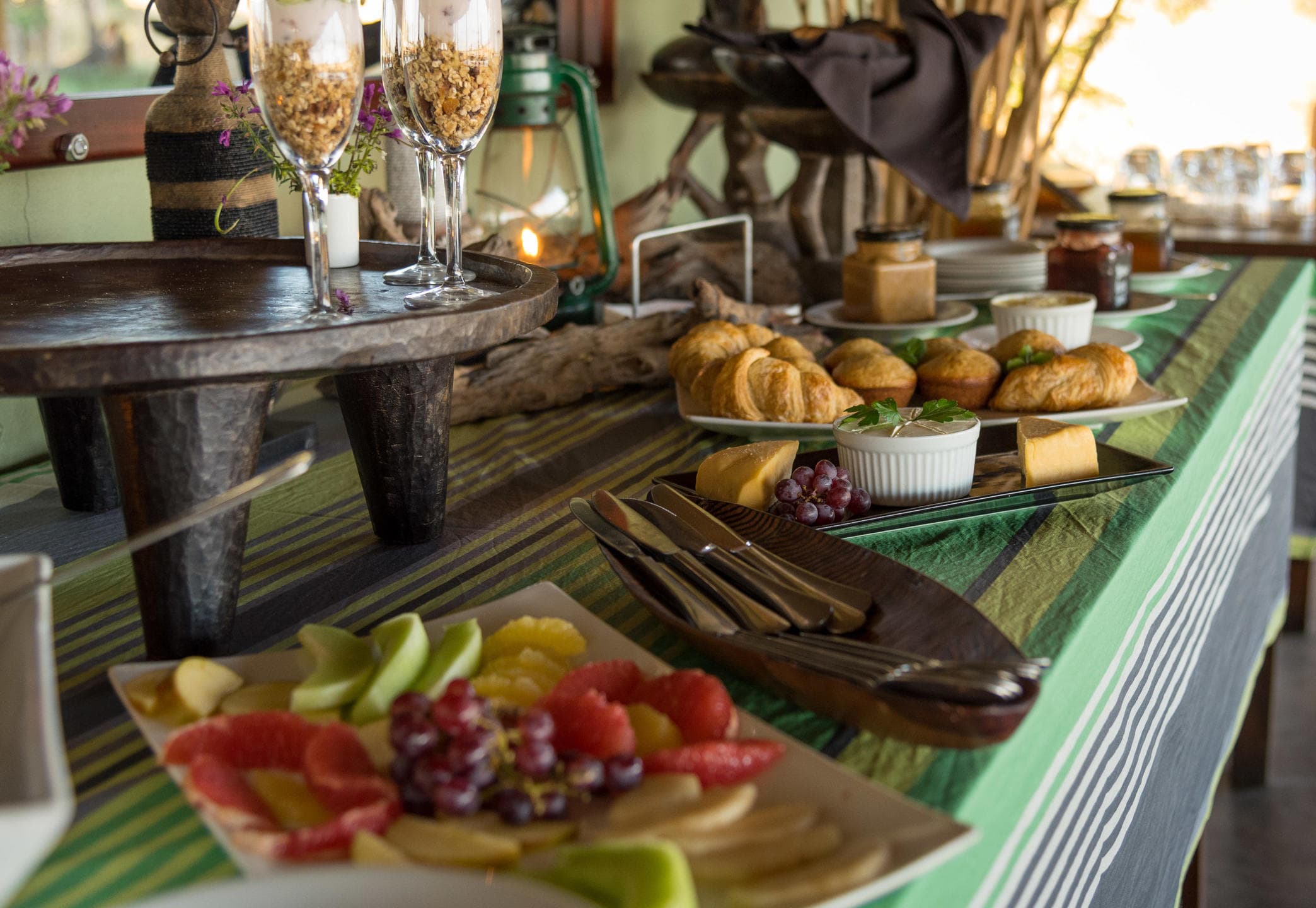 6-Day Victoria Falls & Hwange Luxury Safari Experience